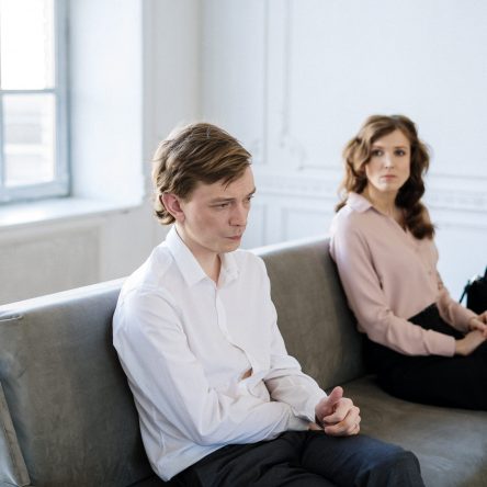 pexels-cottonbro-4098159